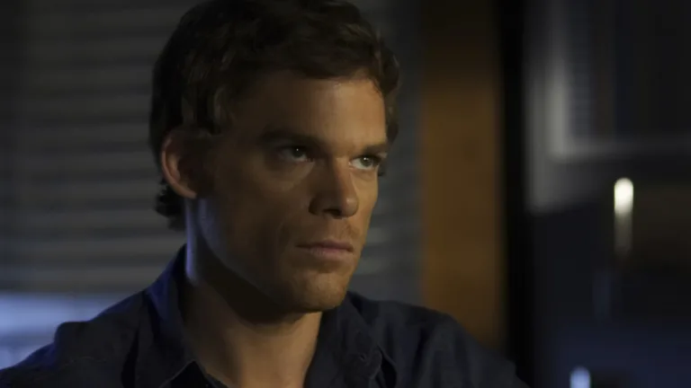 Dexter Season 3 Episode 1 Michael-C Hall Dexter
