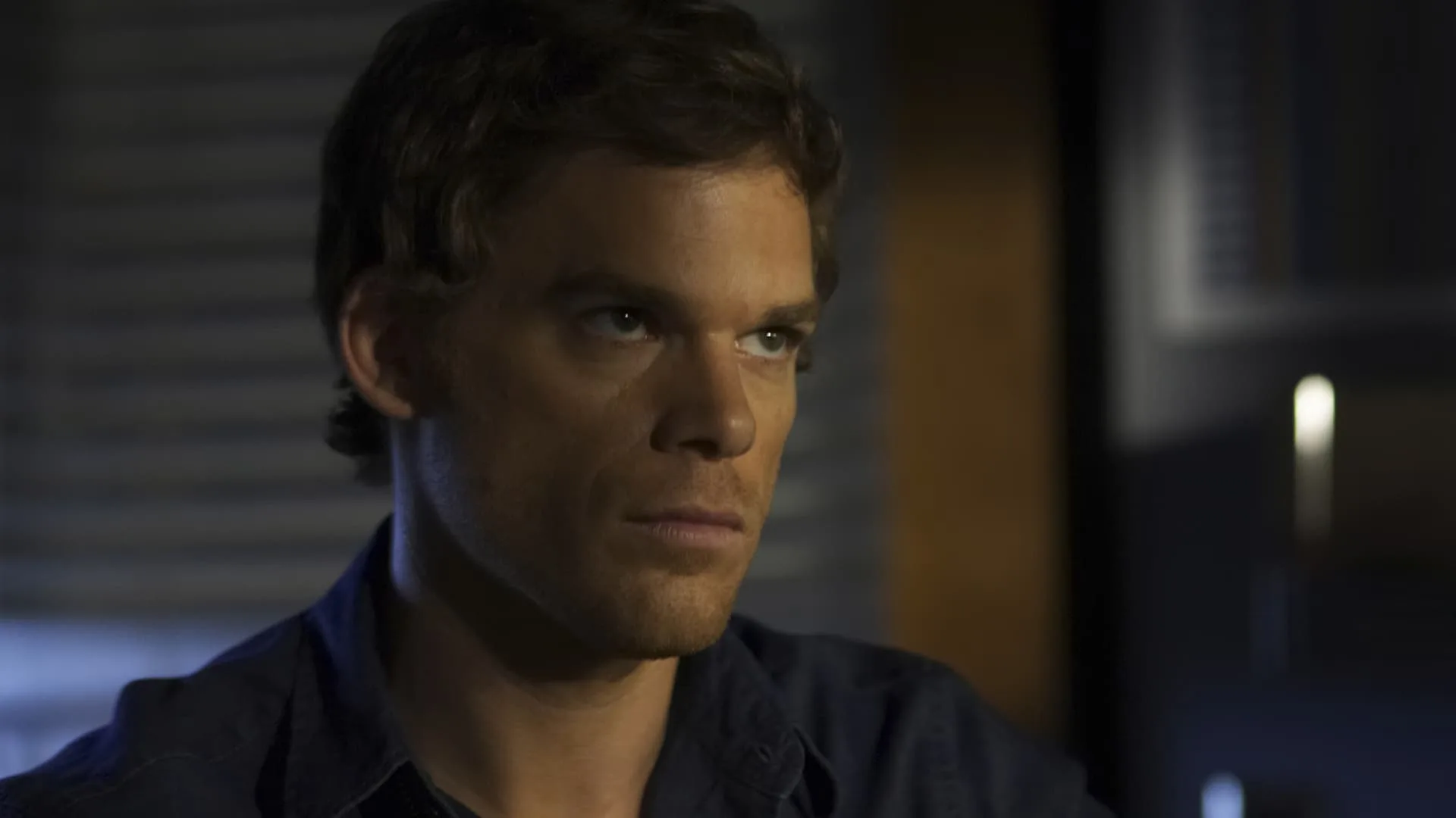 Dexter Season 3 Episode 1 Michael-C Hall Dexter