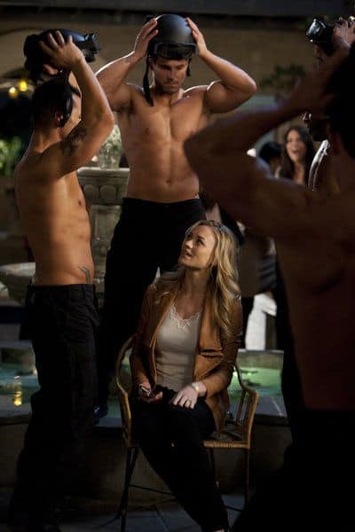 CHUCK -- "Chuck Vs. Agent X" Episode 422 -- Pictured: (center) Yvonne Strahovski as Sarah Walker -- Photo by: Adam Rose/NBC