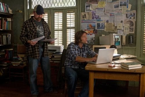 SUPERNATURAL Season 7 Episode 2 Hello Cruel World Photos 2 "Hello, Cruel World" -(L-R): Jim Beaver as Bobby Singer and Jared Padalecki as Sam Winchester in SUPERNATURAL on The CW. Photo: Jack Rowand/The CW©2011 The CW Network, LLC. All Rights Reserved.
