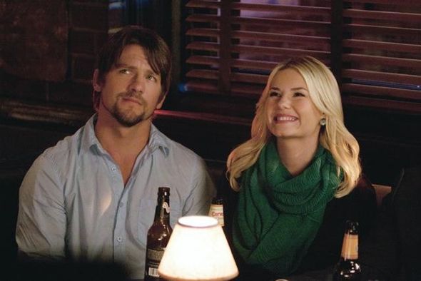 ZACHARY KNIGHTON, ELISHA CUTHBERT