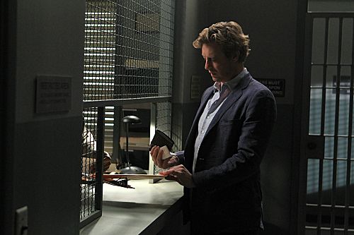"The Crimson Hat" --After another failed attempt to defeat Red John, Patrick Jane (Simon Baker) hits rock bottom, finds a lover and shoots one of his own, on the fourth season finale of THE MENTALIST on Thursday, May 17 (10:00-11:00 p.m. ET/PT) on the CBS Television Network. Photo: Sonja Flemming/CBS ©2012 CBS Broadcasting, Inc. All Rights Reserved. #WhereIsJane