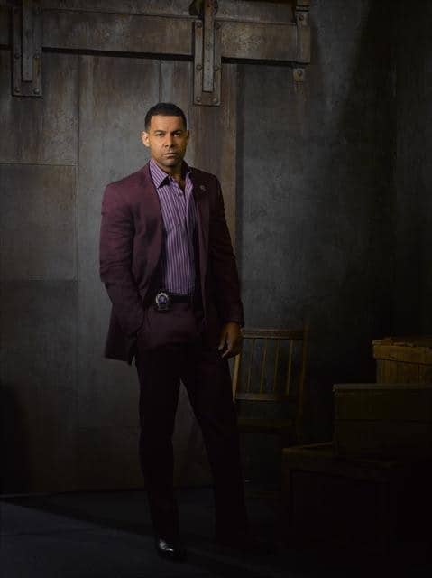 CASTLE Season 5 Cast Photos 6 JON HUERTAS Castle Season 5