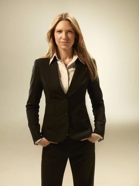 Fringe Season 5 Cast Photos: Final Season Characters And Details 7 Fringe Anna Torv Season 5 as Olivia Dunham