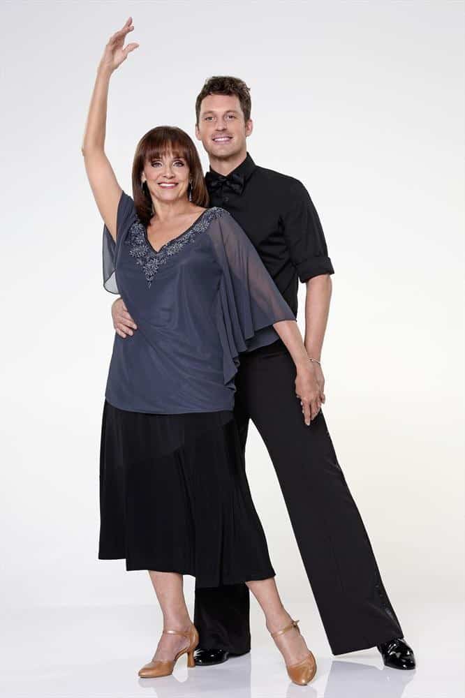 VALERIE HARPER, TRISTAN MACMANUS Dancing With The Stars VALERIE HARPER, TRISTAN MACMANUS Dancing With The Stars