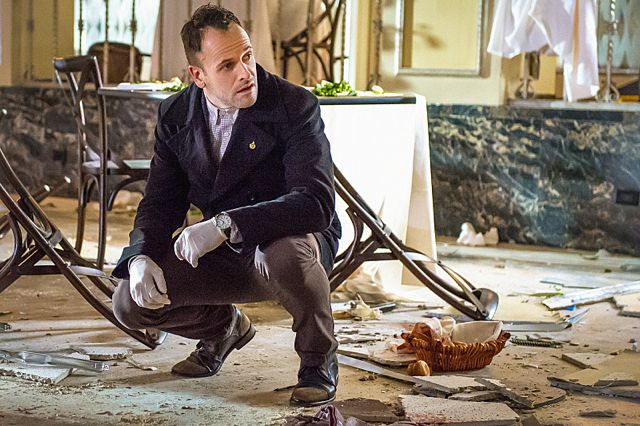 ELEMENTARY Episode 2.16 Photos The One Percent Solution 1 Elementary 2x16 09