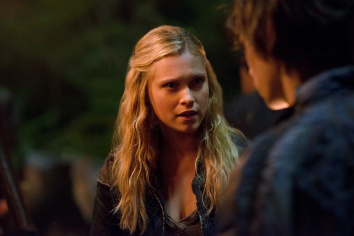 THE 100 Episode 1.06 Photos His Sister’s Keeper 1 The 100 1x06 06