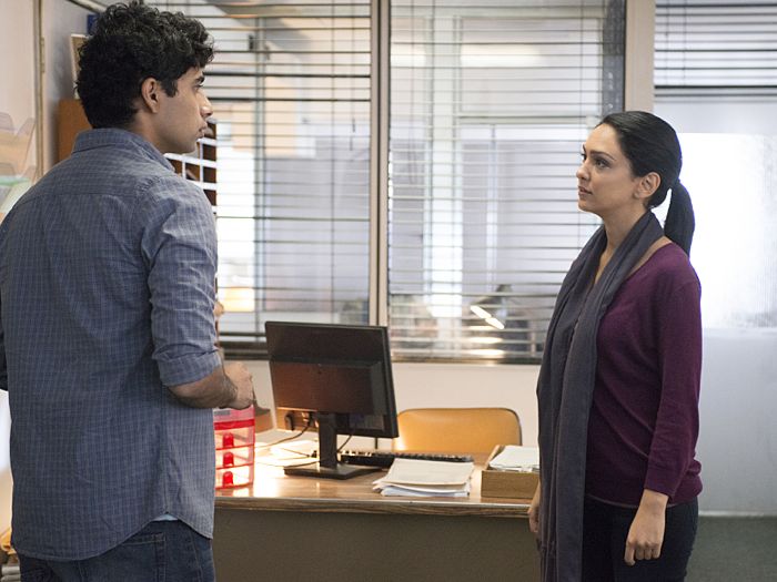 Suraj Sharma as Aayan and Nazanin Boniadi as Fara in Homeland (Season 4, Episode 4) Suraj Sharma as Aayan and Nazanin Boniadi as Fara in Homeland (Season 4, Episode 4)