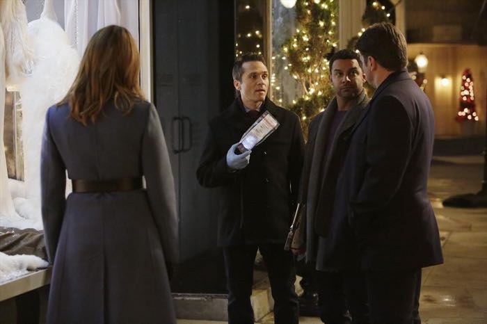 CASTLE Season 7 Episode 10 Photos Bad Santa 5 STANA KATIC, SEAMUS DEVER, JON HUERTAS, NATHAN FILLION