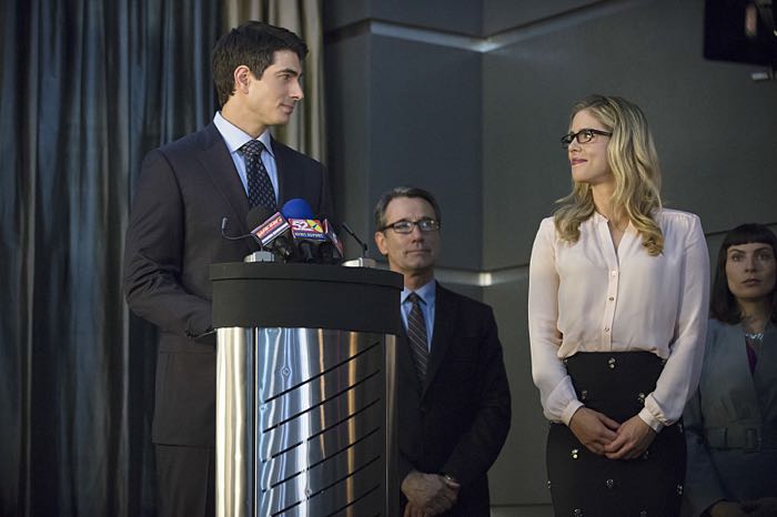 ARROW Season 3 Episode 7 Photos Draw Back Your Bow 12 Draw Back Your Bow