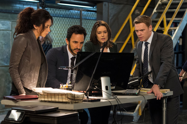 THE BLACKLIST Season 2 Episode 13 Photos The Deer Hunter 2 The Blacklist