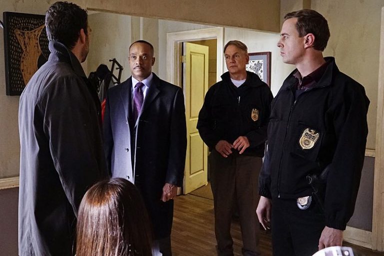Ncis : Los Angeles Saison 12 épisode 18 NCIS Season 12 Episode 18 Photos Status Update | SEAT42F