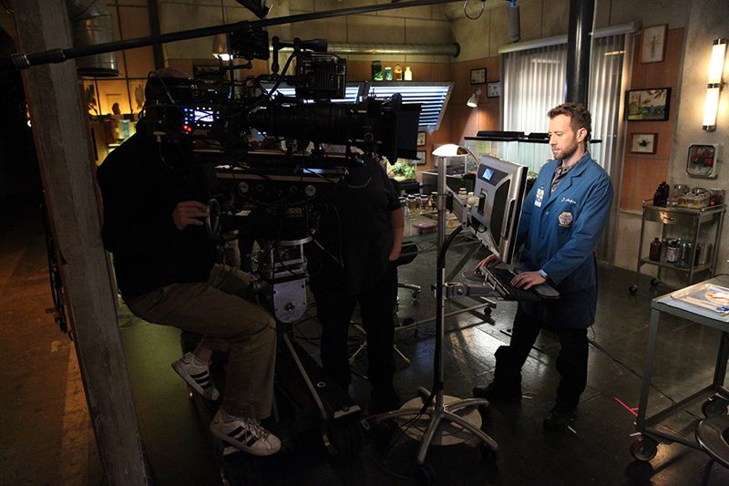 Bones_1015-BTS_0007