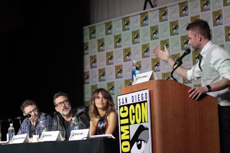 Executive Producer, Craig Shapiro, Jeffrey Dean Morgan & Halle Berry at the Extant Panel at COMIC CON 2015, held in San Diego, CA Photo: Francis Specker/CBS ©2015 CBS Broadcasting Inc. All Rights Reserved