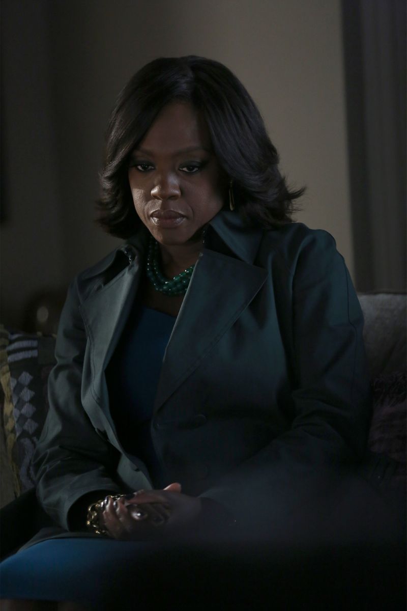 HOW TO GET AWAY WITH MURDER - "I Want You to Die" - Annalise and the team are hired to represent a client accused of badgering somebody to the point of suicide. Meanwhile, Eve returns to defend Nate after ADA Sinclair serves him for a possible new murder charge, and Bonnie learns about what happened at Trotter Lake, on "How to Get Away with Murder," THURSDAY, NOVEMBER 5 (10:00-11:00 p.m., ET) on the ABC Television Network. (ABC/John Fleenor) VIOLA DAVIS
