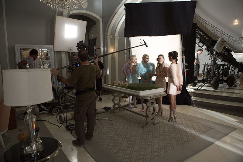 ScreamQueens_EP105-BTS_0013