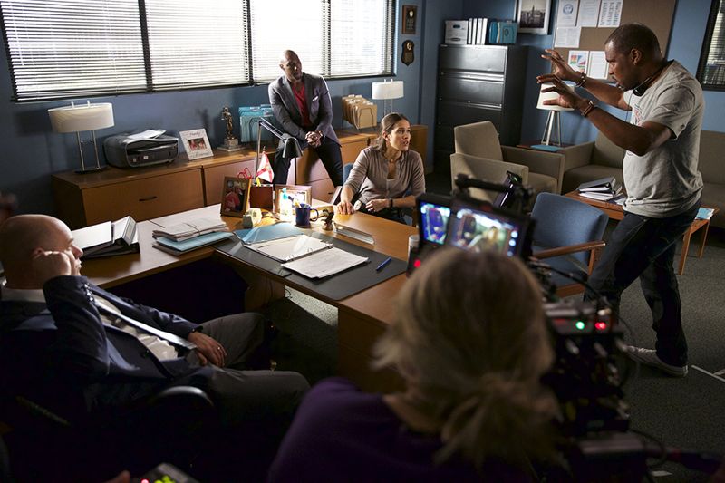 Rosewood_Ep104-BTS_0025