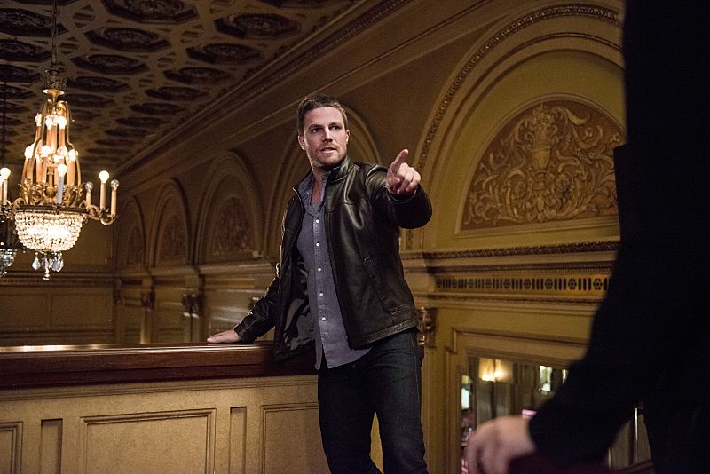 Arrow -- "The Candidate" -- Image ARR402B_0309b -- Pictured: Stephen Amell as Oliver Queen -- Photo: Cate Cameron /The CW -- ÃÂ© 2015 The CW Network, LLC. All Rights Reserved.