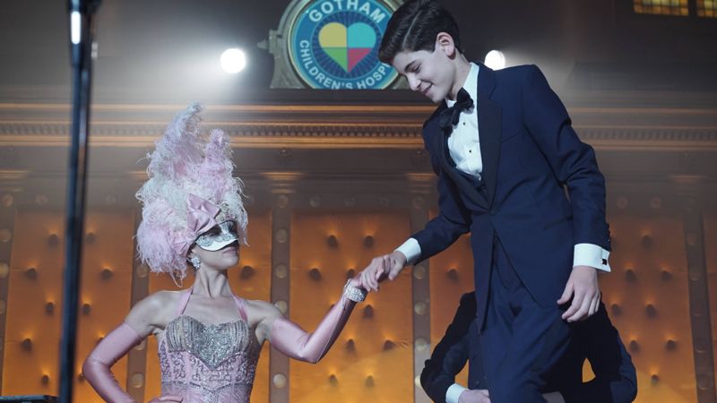 GOTHAM Season 2 Episode 3 Photos The Last Laugh 7 GOTHAM: Bruce (David Mazouz) in “Rise of the Villains: The Last Laugh” episode of GOTHAM airing Monday, Oct. 5 (8:00-9:00 PM ET/PT) on FOX. ©2015 Fox Broadcasting Co. Cr: Nicole Rivelli/FOX.