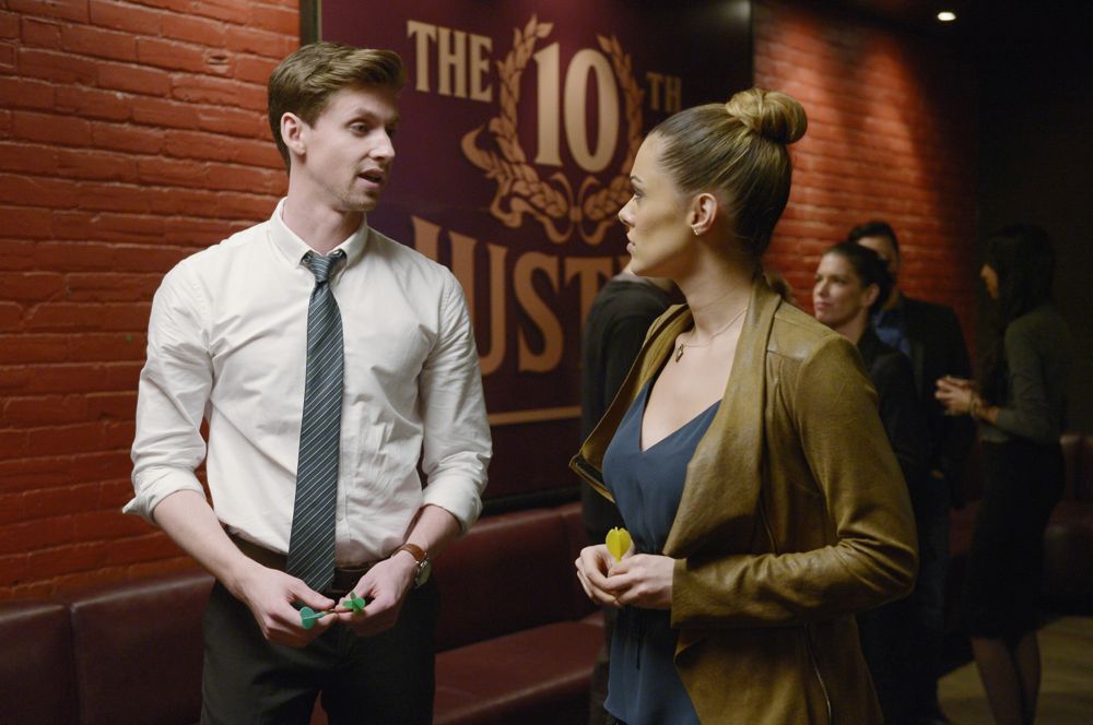 QUANTICO - "Clear" - This week the NATS learn how to source information from confidential informants, but when they test their skills in the real world, they soon realize being an agent is not as easy as it seems. Meanwhile, in the future, Alex and a fellow agent find themselves in a life or death situation when they are forced to provide classified information that could result in deadly consequences on "Quantico" SUNDAY, MARCH 13 (10:00-11:00 EDT) on the ABC Television Network. (ABC/Phillippe Bosse) STEPHEN TRACEY, ANABELLE ACOSTA