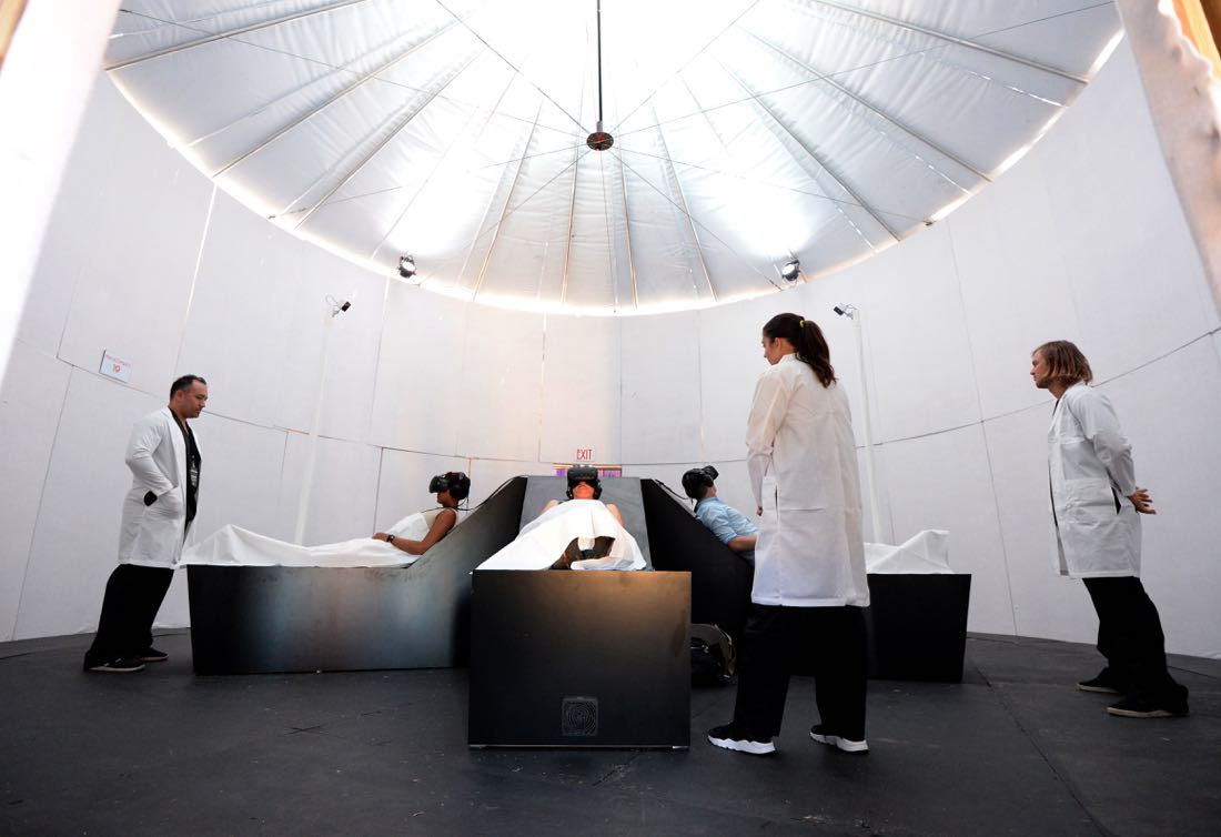 SAN DIEGO, CA - JULY 21: Guests enjjoy the AHS Fearless VR Experience at FXhibition during Comic-Con International 2016 at Hilton Bayfront on July 21, 2016 in San Diego, California. (Photo by Michael Kovac/Getty Images for FX)