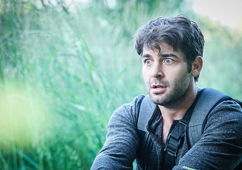 "Sins of the Father" -- Jackson faces the most difficult decision of his life. Also, Mitch reluctantly enlists help from his father, Max Morgan (Robin Thomas), to investigate the origin of the final set of triple helix animal bones, on ZOO, Tuesday, August 16 (9:00-10:00 PM, ET/PT), on the CBS Television Network. Pictured James Wolk as Jackson Oz , J Photo: Shane Harvey /CBSé2016 CBS Broadcasting, Inc. All Rights Reserved