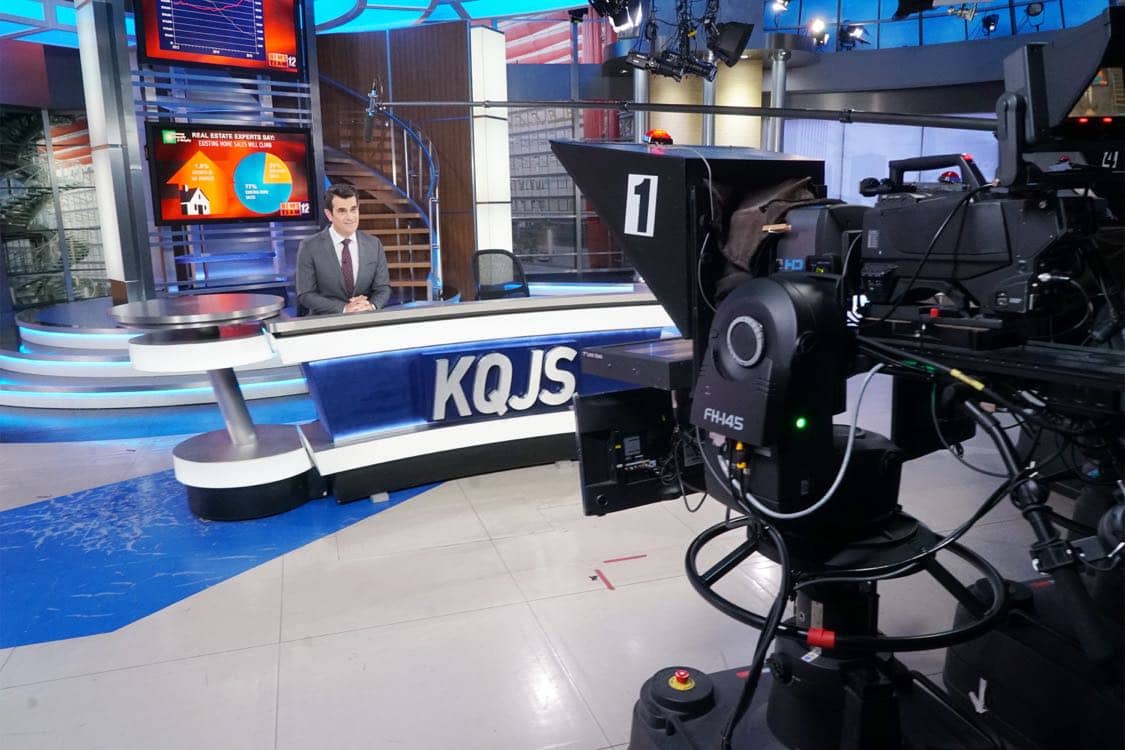 MODERN FAMILY - "Weathering Heights" - Phil can't cover up his excitement when he's invited to appear in a real-estate news segment for the local news. The day gets even better after meeting his "weatherman" hero, Rainer Shine (played by Nathan Fillion). Phil made one little mistake; he introduced him to Hayley. Over at the Pritchett house, Jay decides to infuse a little grit into Manny's video interview for his college application. In the Tucker-Pritchett home, Lily is over their new houseguest and decides to take matters into her own hands, on "Modern Family," WEDNESDAY, OCTOBER 12 (9:00-9:30 p.m. EDT), on the ABC Television Network. (ABC/Ron Tom) TY BURRELL