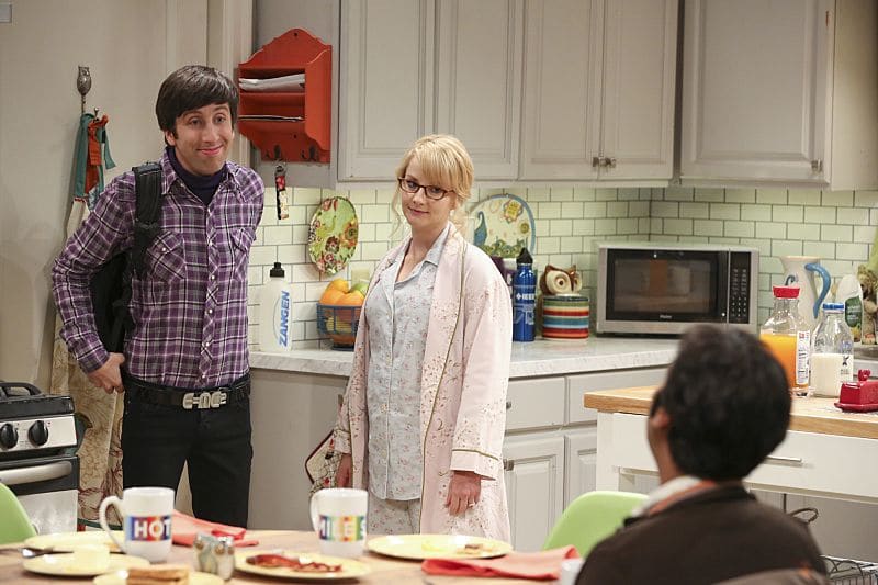 "The Dependence Transcendence" -- Pictured: Howard Wolowitz (Simon Helberg) and Bernadette (Melissa Rauch). Tensions rise when the boys struggle to complete their government project on time and Sheldon tries an energy drink to stay awake. Also, Penny and Amy go to a "party" at Bert (Brian Posehn) the geologist's house and Kooothrappali learns Bernadette's true feelings about her pregnancy when they clean out the future baby room, on THE BIG BANG THEORY, Monday, Oct. 3 (8:00-8:31 PM, ET/PT), on the CBS Television Network. Dean Norris returns as Air Force Representative Colonel Williams. Photo: Michael Yarish/Warner Bros. Entertainment Inc. é 2016 WBEI. All rights reserved. "The Dependence Transcendence" -- Pictured: Howard Wolowitz (Simon Helberg) and Bernadette (Melissa Rauch). Tensions rise when the boys struggle to complete their government project on time and Sheldon tries an energy drink to stay awake. Also, Penny and Amy go to a "party" at Bert (Brian Posehn) the geologist's house and Kooothrappali learns Bernadette's true feelings about her pregnancy when they clean out the future baby room, on THE BIG BANG THEORY, Monday, Oct. 3 (8:00-8:31 PM, ET/PT), on the CBS Television Network. Dean Norris returns as Air Force Representative Colonel Williams. Photo: Michael Yarish/Warner Bros. Entertainment Inc. é 2016 WBEI. All rights reserved.