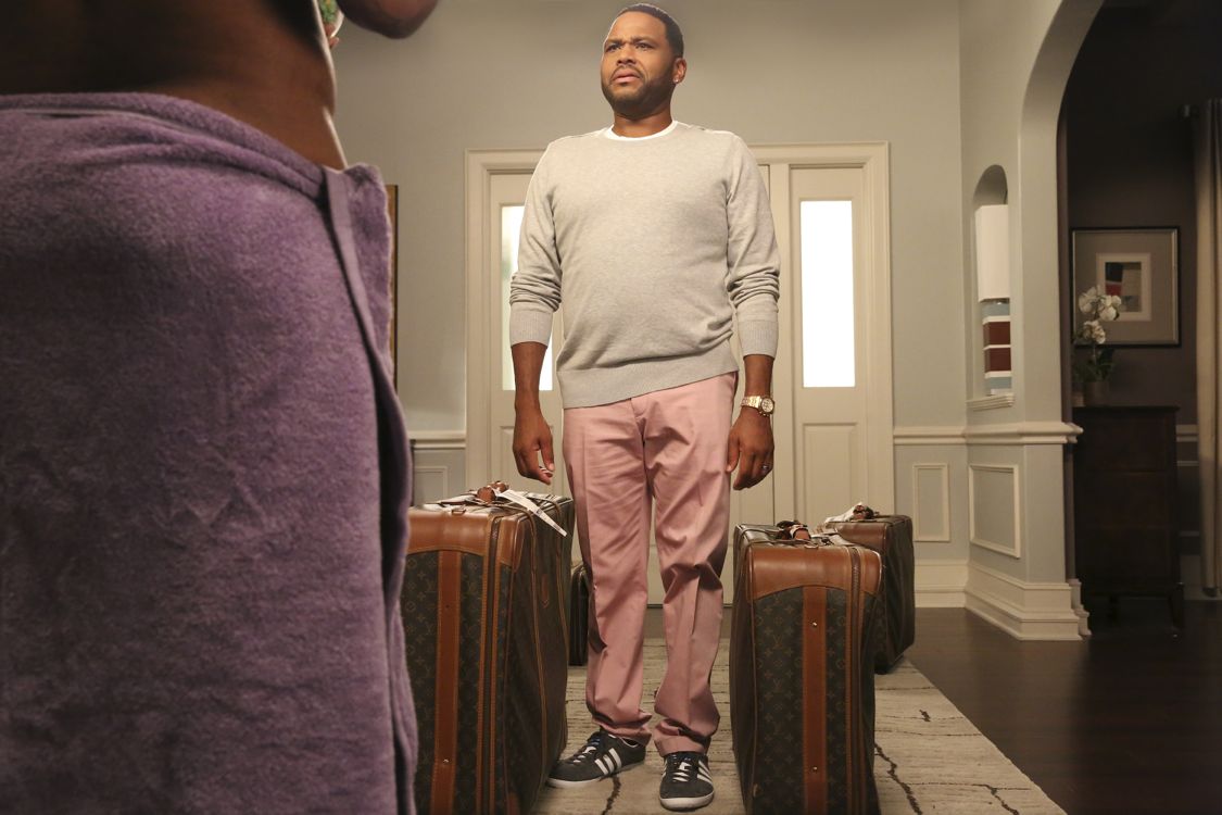 BLACK-ISH - "God" - When Dre discovers that Zoey is questioning her belief in God, he undergoes a crisis of faith and leans on family members and coworkers for their input. Meanwhile, Bow's brother Johan comes to stay with The Johnsons after living abroad and becomes an instant thorn in Dre's side, on "black-ish," WEDNESDAY, SEPTEMBER 28 (9:31-10:00 p.m. EDT), on the ABC Television Network." (ABC/Mitch Haaseth) ANTHONY ANDERSON