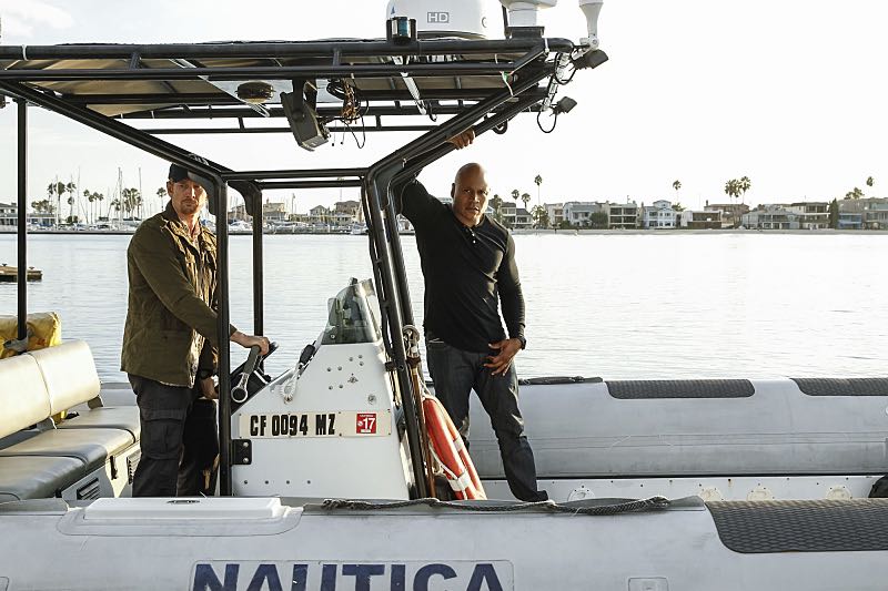 "Crazy Train" -- Pictured: LL COOL J (Special Agent Sam Hanna). Callen goes undercover as a patient in a mental health hospital to search for an NSA agent who disappeared while tracking an ISIS cell trying to cross the Mexican border, on NCIS: LOS ANGELES, Sunday, Nov. 6 (8:30-9:30 PM, ET/8:00-9:00 PM,PT), on the CBS Television Network. Photo: Robert Voets/CBS ÃÂ©2016 CBS Broadcasting, Inc. All Rights Reserved