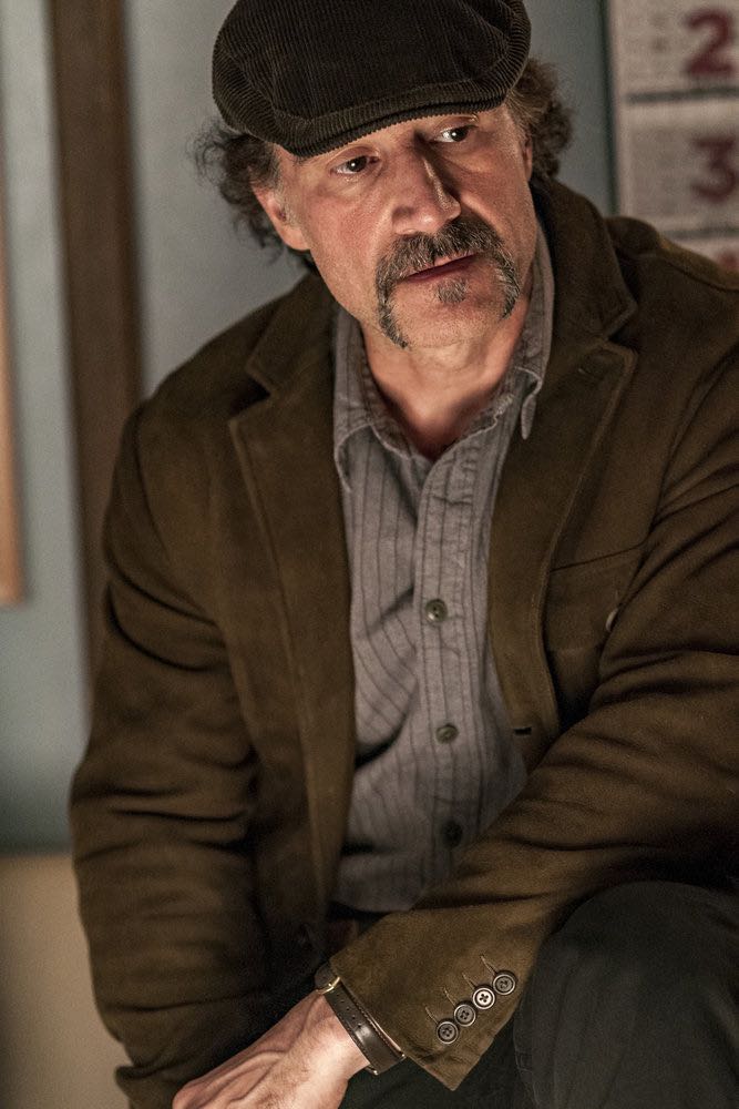 CHICAGO P.D. -- "Skin in the Game" Episode 406 -- Pictured: Elias Koteas as Alvin Olinsky -- (Photo by: Matt Dinerstein/NBC)