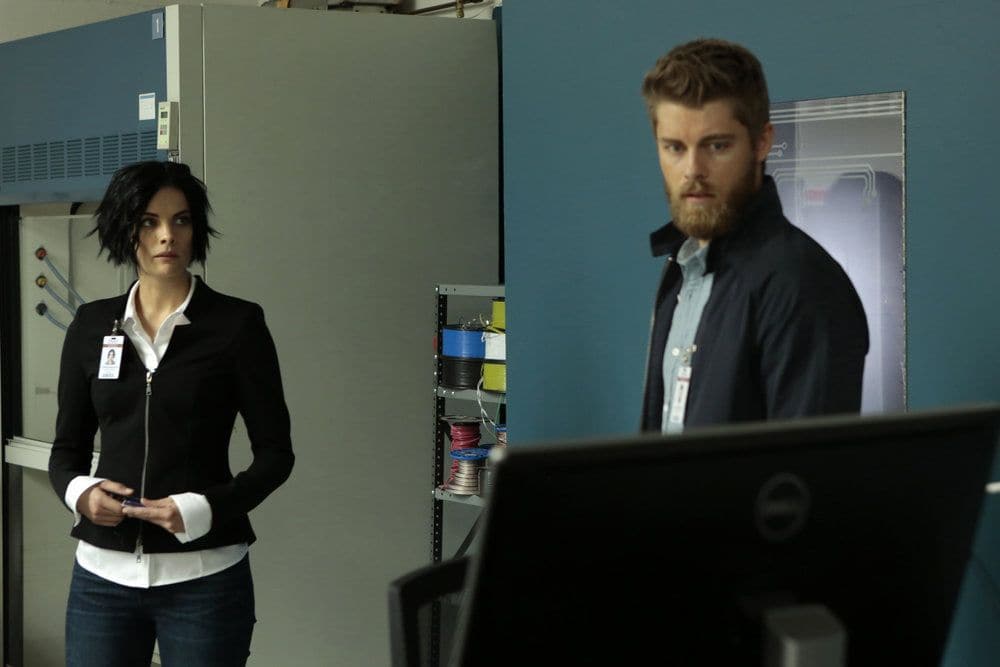 BLINDSPOT-- Her Spys Mind Episode 206 -- Pictured: (l-r) Jaimie Alexander as Jane Doe, Luke Mitchell as Roman -- (Photo by: Giovanni Ruffino/NBC)