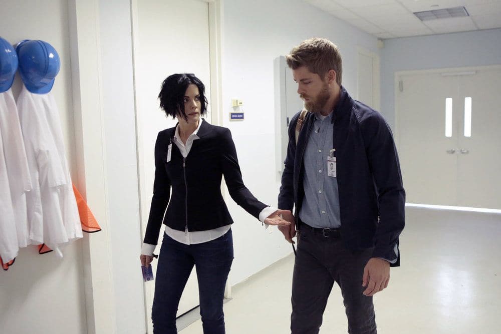 BLINDSPOT-- Her Spys Mind Episode 206 -- Pictured: (l-r) Jaimie Alexander as Jane Doe, Luke Mitchell as Roman -- (Photo by: Giovanni Ruffino/NBC)