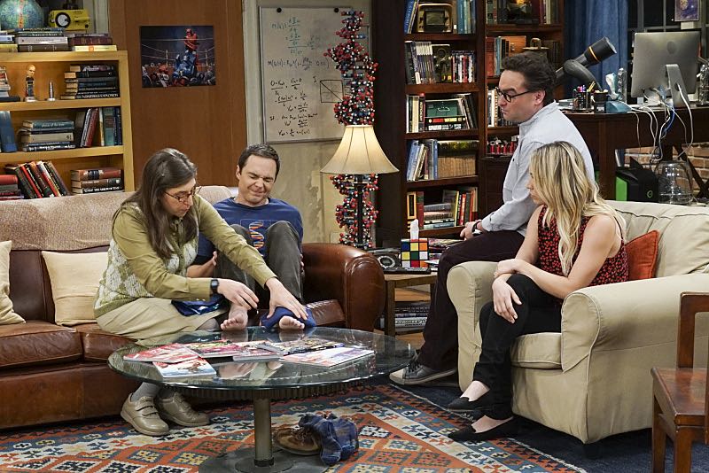 "The Geology Elevation" -- Pictured: Amy Farrah Fowler (Mayim Bialik), Sheldon Cooper (Jim Parsons), Leonard Hofstadter (Johnny Galecki) and Penny (Kaley Cuoco). When Bert (Brian Posehn), a Caltech geologist, wins the MacArthur Genius fellowship, Sheldon is overcome with jealousy. Also, Wolowitz finds an old remote control Stephen Hawking action figure he invented, on THE BIG BANG THEORY, Thursday, Nov. 17 (8:00-8:31 PM, ET/PT), on the CBS Television Network. Stephen Hawking returns to guest star as himself. Photo: Monty Brinton/CBS ÃÂ©2016 CBS Broadcasting, Inc. All Rights Reserved.
