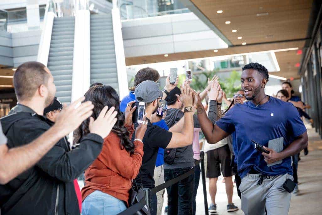 The 100 employees at Apple Brickell City Centre in Miami speak nine languages, and nearly half speak Spanish.