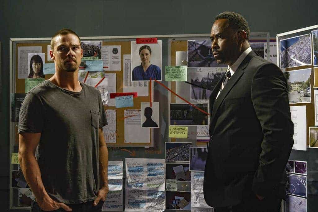 Mary Kills People (L to R) Jay Ryan and Benz Antoine star in Lifetime’s all-new scripted series Mary Kills People airing, Sunday, April 30 at 10pm ET/PT on Lifetime. Photo by Christos Kalohoridis Copyright 2017