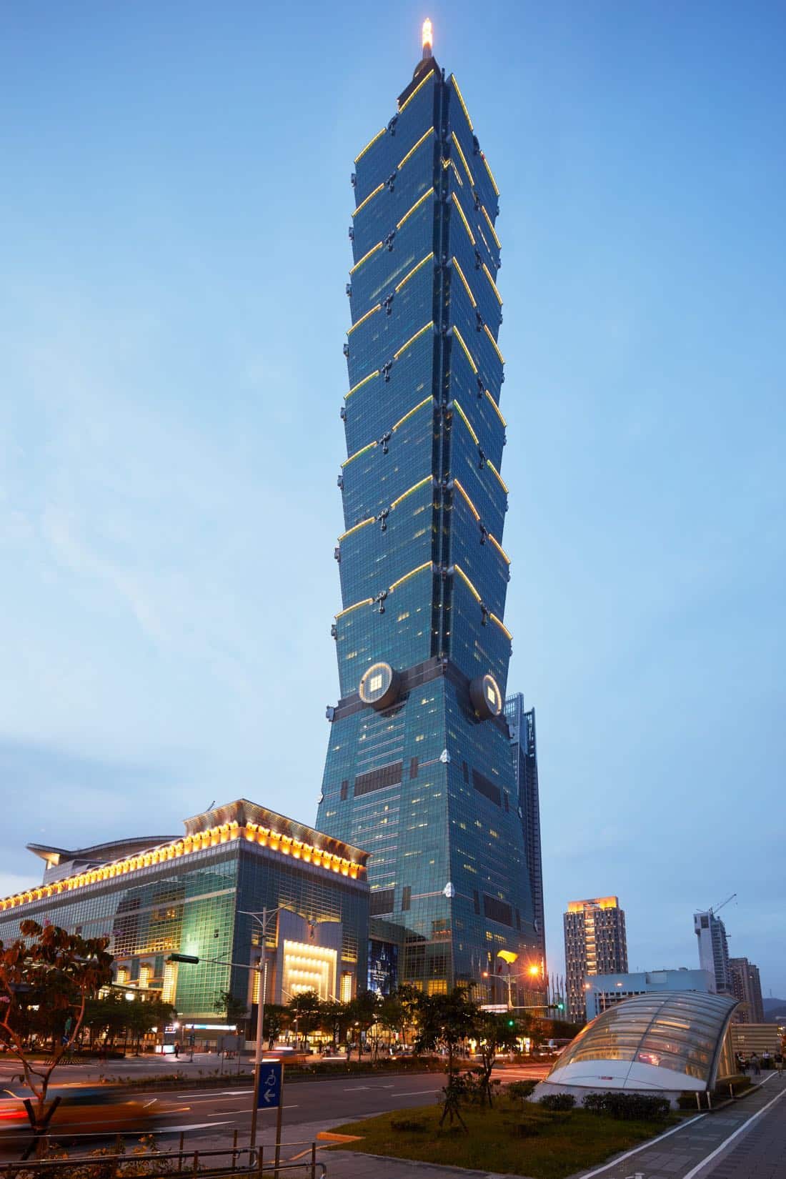 apple_taipei_101_building