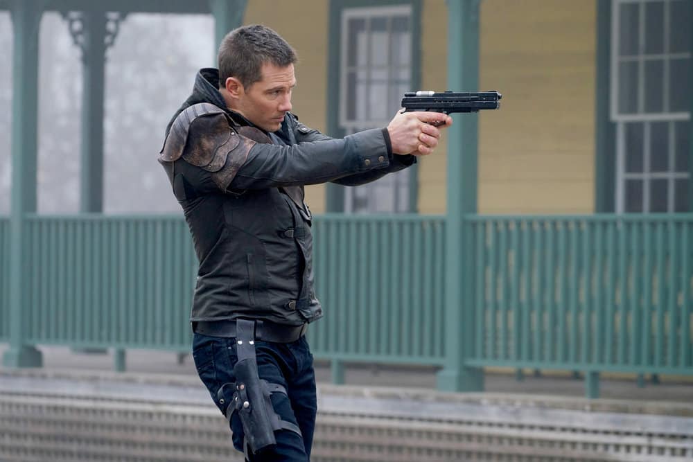 KILLJOYS -- "The Hullen Have Eyes" Episode 303 -- Pictured: Luke Macfarlane as D'Avin -- (Photo by: Steve Wilkie/Killjoys III Productions Limited/Syfy)