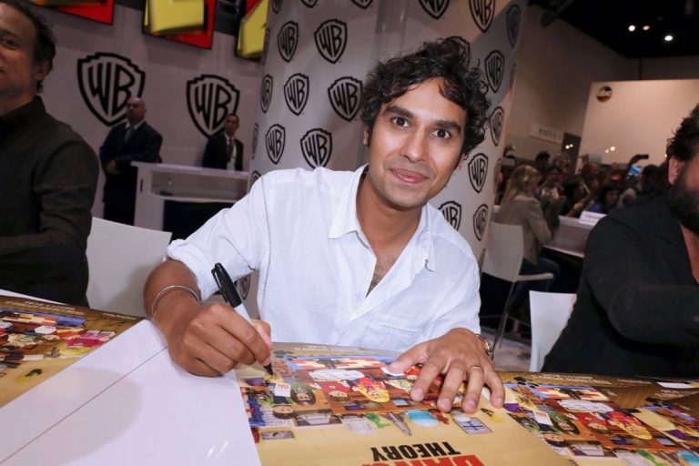 Comic-Con Photos : THE BIG BANG THEORY Signing | SEAT42F