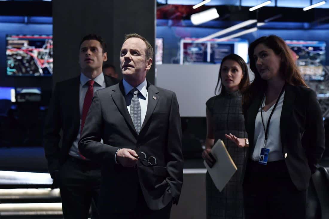 DESIGNATED SURVIVOR- “Outbreak” – President Kirkman is faced with a viral pandemic that threatens to kill countless Americans while FBI Agent Hannah Wells and M16 Agent Damian Rennett discover evidence that could change the lives of members of the first family forever, on “Designated Survivor,” airing WEDNESDAY, OCTOBER 11 (10:00-11:00 p.m. EDT). (ABC/Ben Mark Holzberg) ADAN CANTO, KIEFER SUTHERLAND, ITALIA RICCI, ALICIA COPPOLA