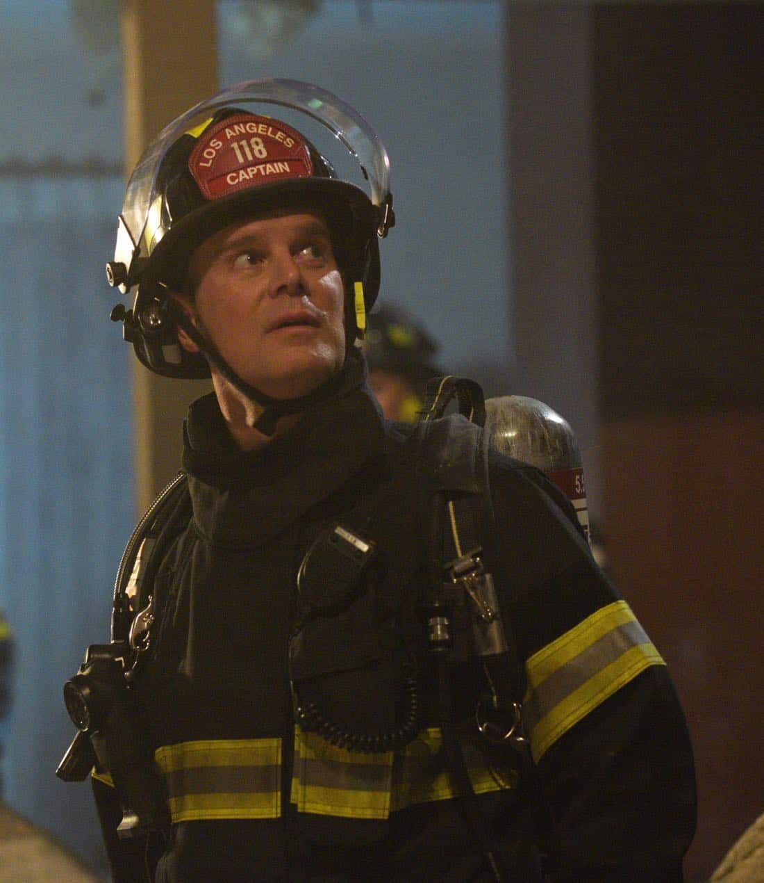 9-1-1: Peter Krause in the all-new “Point of Origin” episode of 9-1-1 airing Wednesday, Jan. 31 (9:00-10:00 PM ET/PT) on FOX. CR: FOX. © 2018 FOX Broadcasting. 9-1-1: Peter Krause in the all-new “Point of Origin” episode of 9-1-1 airing Wednesday, Jan. 31 (9:00-10:00 PM ET/PT) on FOX. CR: FOX. © 2018 FOX Broadcasting.