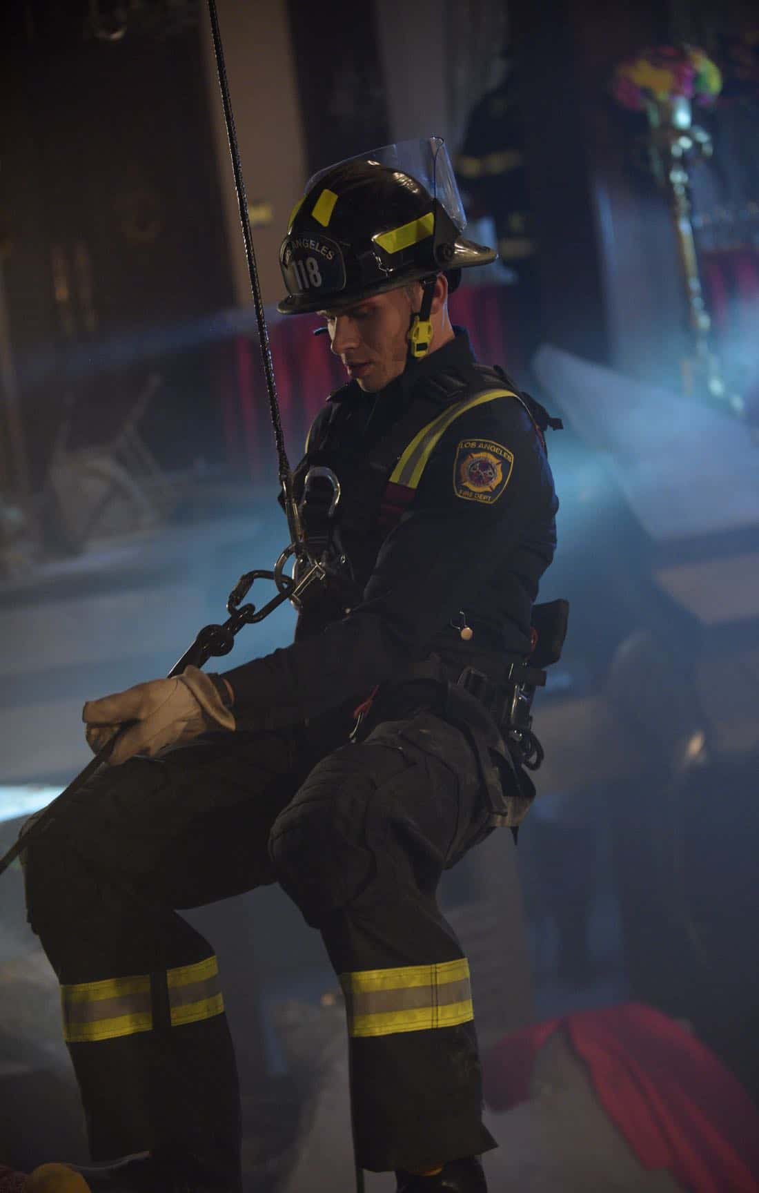 9-1-1: L-R: Oliver Stark in the all-new “Point of Origin” episode of 9-1-1 airing Wednesday, Jan. 31 (9:00-10:00 PM ET/PT) on FOX. CR: FOX. © 2018 FOX Broadcasting. 9-1-1: L-R: Oliver Stark in the all-new “Point of Origin” episode of 9-1-1 airing Wednesday, Jan. 31 (9:00-10:00 PM ET/PT) on FOX. CR: FOX. © 2018 FOX Broadcasting.