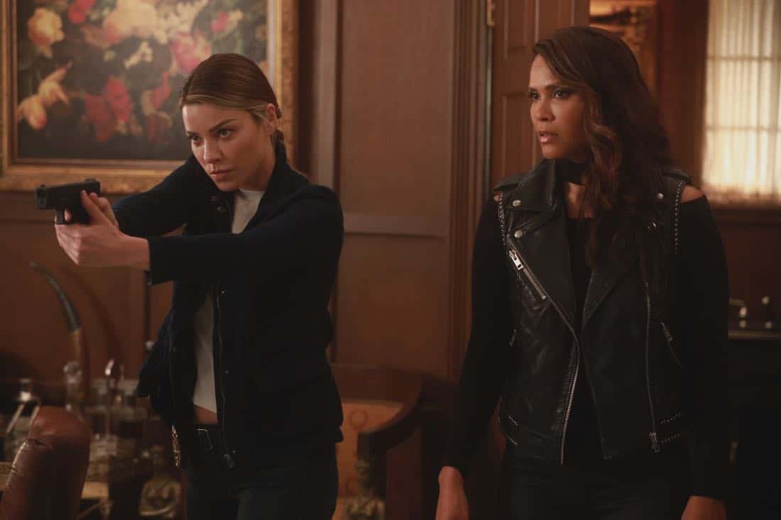 LUCIFER Season 3 Episode 14 Photos My Brother’s Keeper 4 LUCIFER: L-R: Lauren German and Lesley-Ann Brandt in the “My Brother’s Keeper” episode of LUCIFER airing Monday, Feb. 5 (8:00-9:00 PM ET/PT) on FOX. CR: JORDIN ALTHAUS/FOX