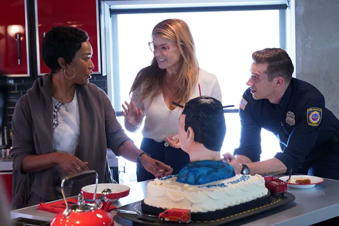 9-1-1 Season 1 Episode 6 Photos Heartbreaker 2 9-1-1: L-R: Angela Bassett, Connie Britton and Oliver Stark in the all-new “Heartbreaker” episode of 9-1-1 airing Wednesday, Feb. 7 (9:00-10:00 PM ET/PT) on FOX. CR: FOX. © 2018 FOX Broadcasting.