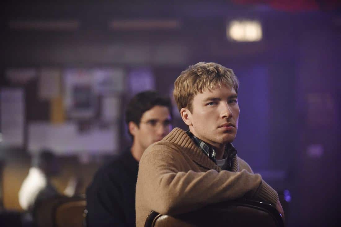 THE ASSASSINATION OF GIANNI VERSACE: AMERICAN CRIME STORY "House by the Lake" Episode 4 (Airs Wednesday, February 7, 10:00 p.m. e/p) -- Pictured: Cody Fern as David Madson. CR: Ray Mickshaw/FX