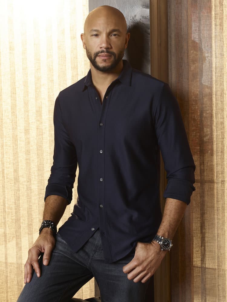 IMPOSTERS -- Season:2 -- Pictured: Stephen Bishop as Patrick -- (Photo by: Smallz & Raskind/Bravo) IMPOSTERS -- Season:2 -- Pictured: Stephen Bishop as Patrick -- (Photo by: Smallz & Raskind/Bravo)