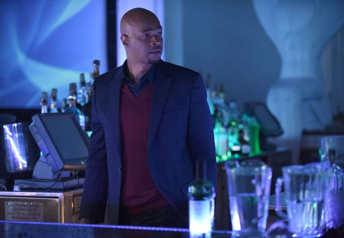 LETHAL WEAPON: Damon Wayans in the "Ruthless" episode of LETHAL WEAPON airing Tuesday, Feb. 27 (8:00-9:00 PM ET/PT) on FOX. ©2018 Fox Broadcasting Co. CR: Ray Mickshaw/FOX LETHAL WEAPON: Damon Wayans in the "Ruthless" episode of LETHAL WEAPON airing Tuesday, Feb. 27 (8:00-9:00 PM ET/PT) on FOX. ©2018 Fox Broadcasting Co. CR: Ray Mickshaw/FOX