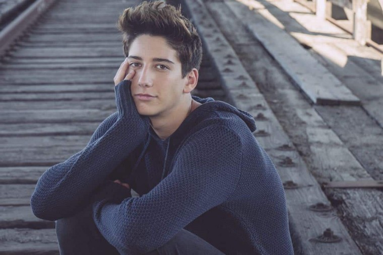 EXCLUSIVE : ZOMBIES Scoop: Shining The Spotlight On Milo Manheim | Seat42F