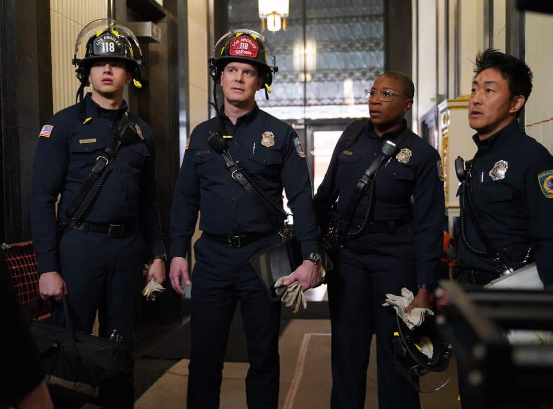9-1-1 Season 1 Episode 9 Photos Trapped 4 9-1-1: L-R: Oliver Stark, Peter Krause, Aisha Hinds and Kenneth Choi in the all-new “Trapped” episode of 9-1-1 airing Wednesday, March 14 (9:00-10:00 PM ET/PT) on FOX.CR: Michael Becker / FOX. © 2018 / FOX Broadcasting.
