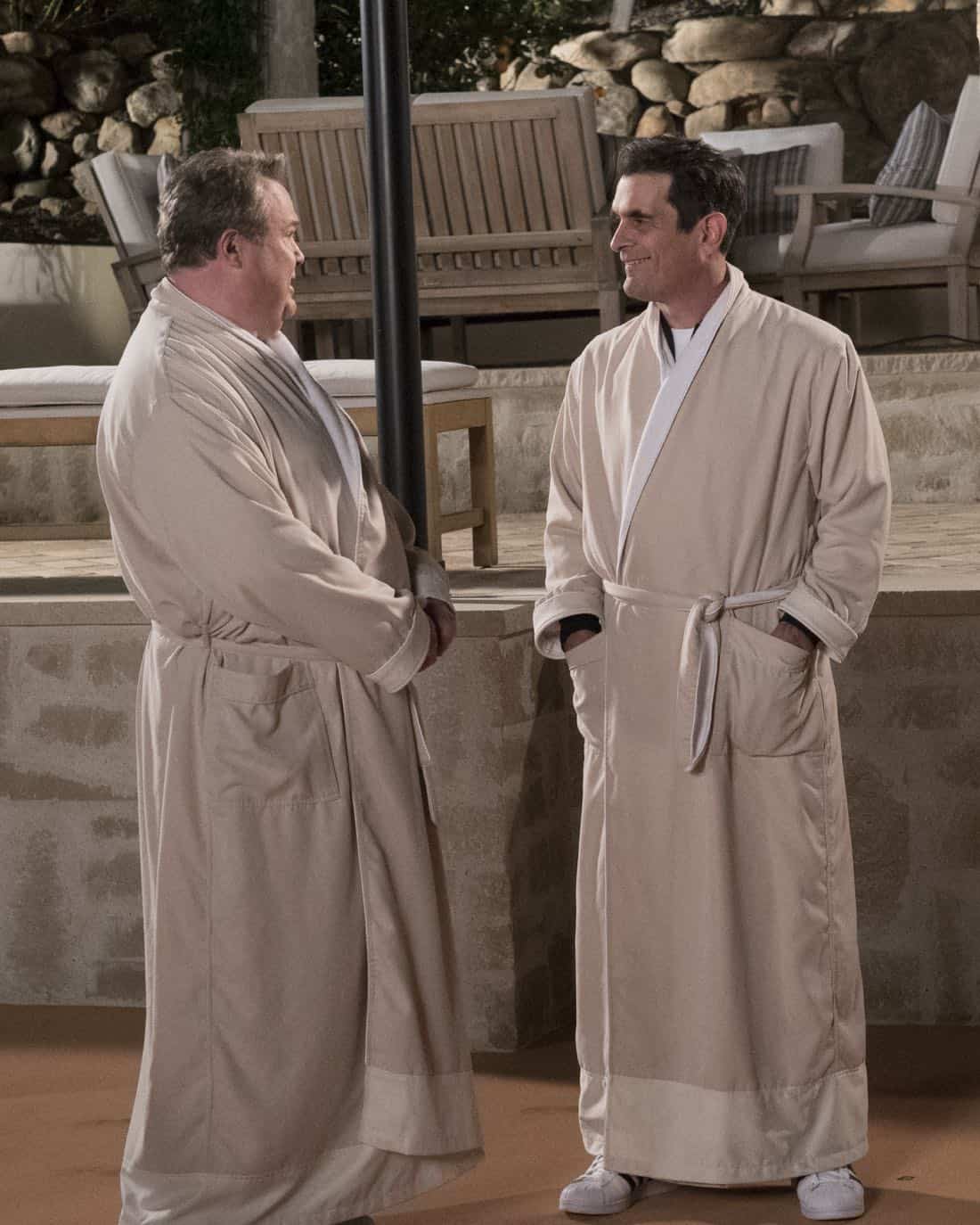 MODERN FAMILY - "Wine Weekend" - The family goes on a wine tasting trip and stays in Haley's new boss' country house where the only rule is: Don't touch the tiara! Meanwhile, Gloria and Mitch are invited to a party at Oprah's house but can't bring anyone else, on "Modern Family," WEDNESDAY, MARCH 21 (9:00-9:31 p.m. EDT), on The ABC Television Network. (ABC/Ron Tom) ERIC STONESTREET, TY BURRELL